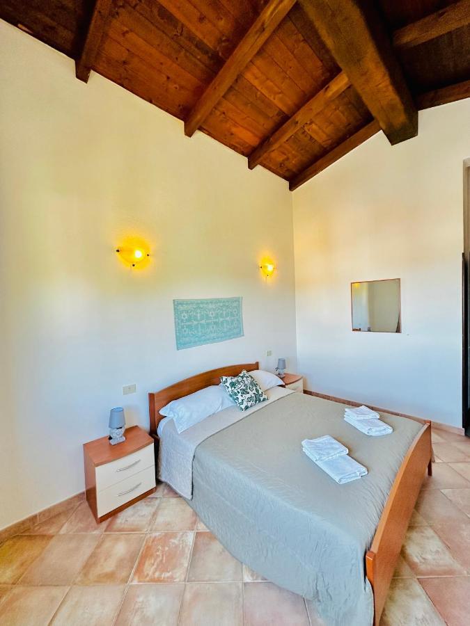 Villa Antonella Apartments Olbia Kültér fotó