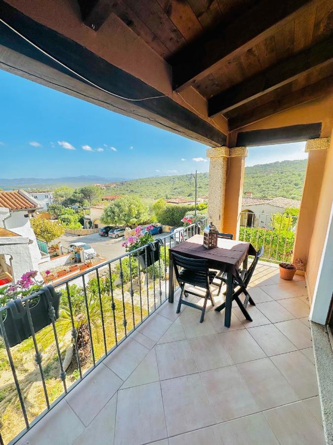 Villa Antonella Apartments Olbia Kültér fotó