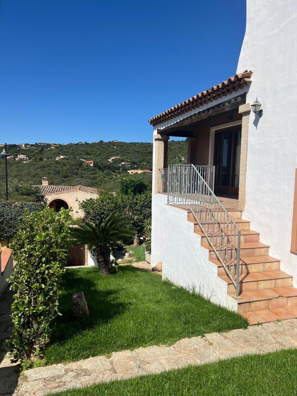 Villa Antonella Apartments Olbia Kültér fotó